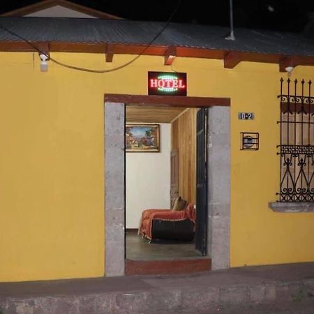 Hotel Del Ferrocarril Quetzaltenango ภายนอก รูปภาพ